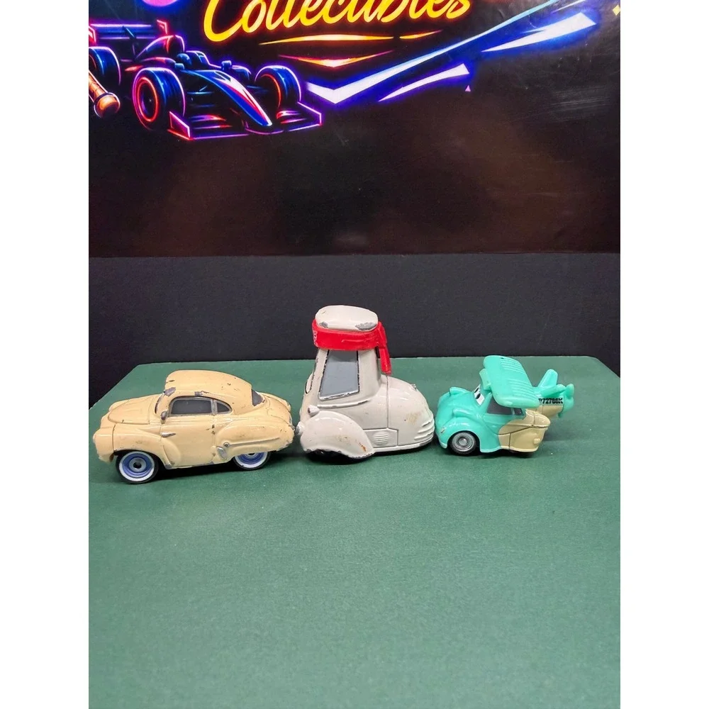 Disney Pixar Cars Diecast Lot Mama Bernoulli Uncle Topolino Bandana Forklift 3pc